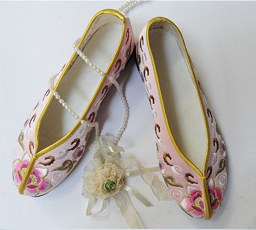 戏剧鞋子 古装鞋 绣花女鞋 古代贵妃 公主格格鞋 舞蹈鞋 绣花布鞋