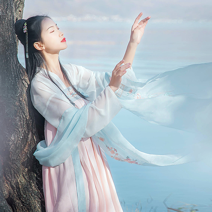 汉尚华莲传统汉服女装月痕高腰齐胸襦裙花朵刺绣春夏装日常性价比