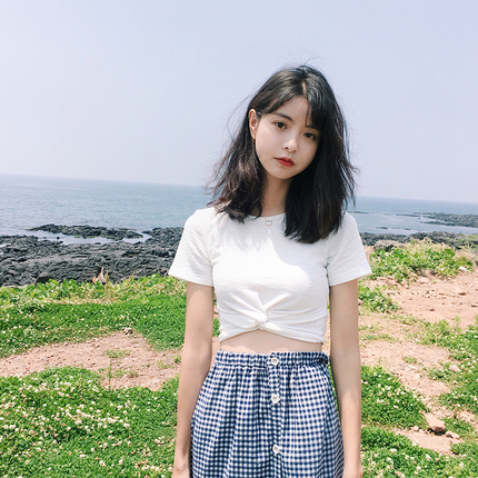 范智乔 短款露脐短袖修身T恤女韩范怪味少女纯色上衣小心机闺蜜装