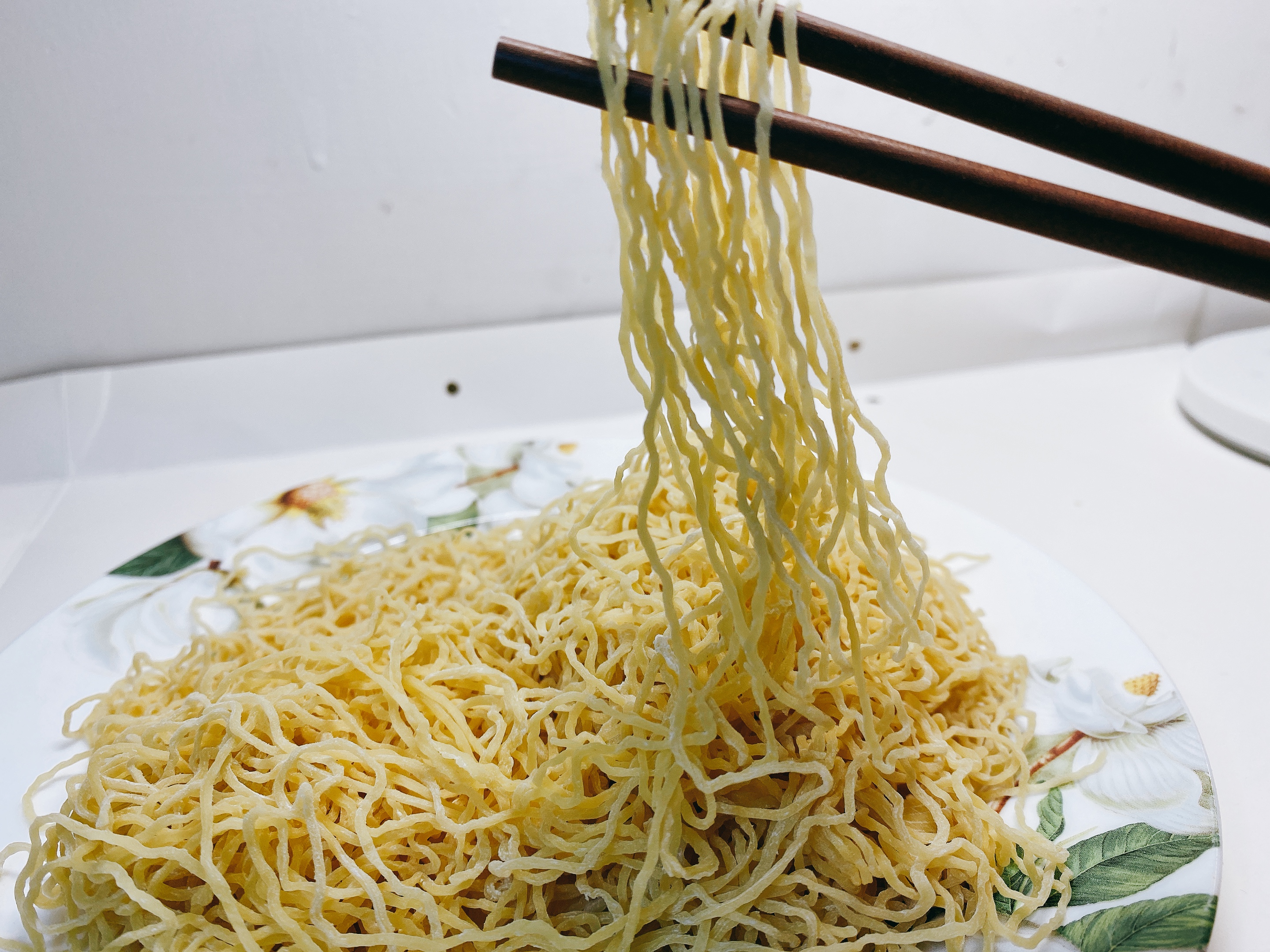 独立包装正宗港式竹升广东吞面碱水水面银丝面条