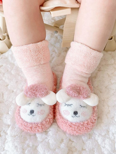 宝宝婴儿鞋袜0一6月岁女春秋秋天八个室内婴幼儿一体生婴儿秋冬季