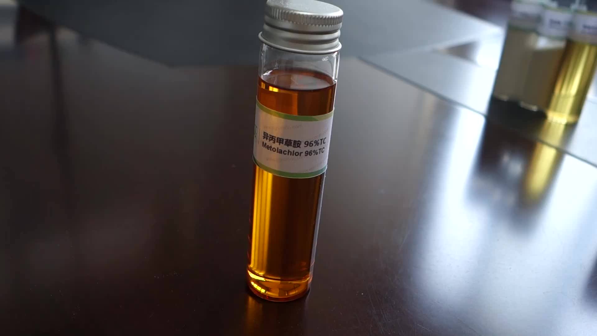 农药甲草胺 96% tc 高效化学除草剂农用化学品用于大米