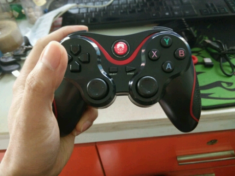 小霸王蓝牙无线手机游戏手柄怎么样有用吗母女俩使用一个月效果对比