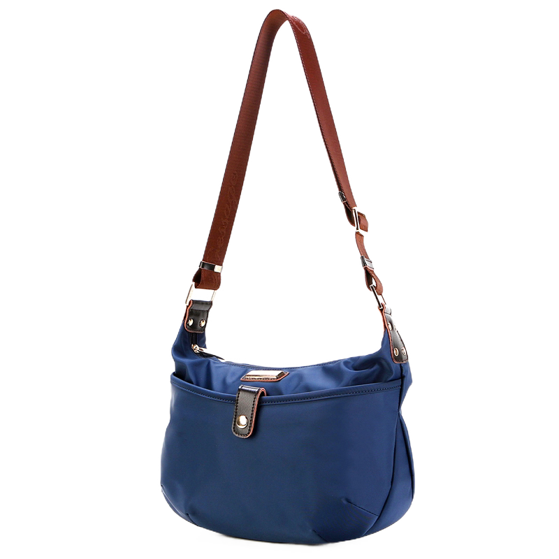 盛装舞步旅游斜挎包休闲牛津布配牛皮尼龙布运动小斜跨女包单肩包