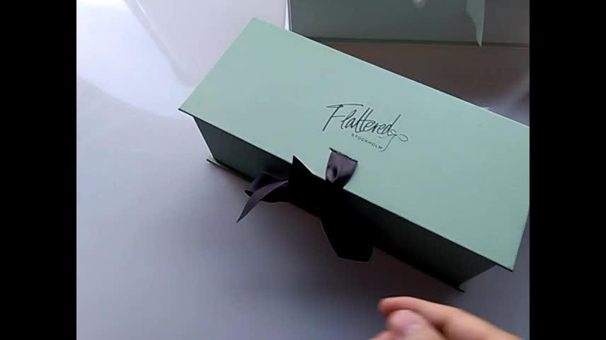 custom elegant flat folding gift shoe box with ribbon