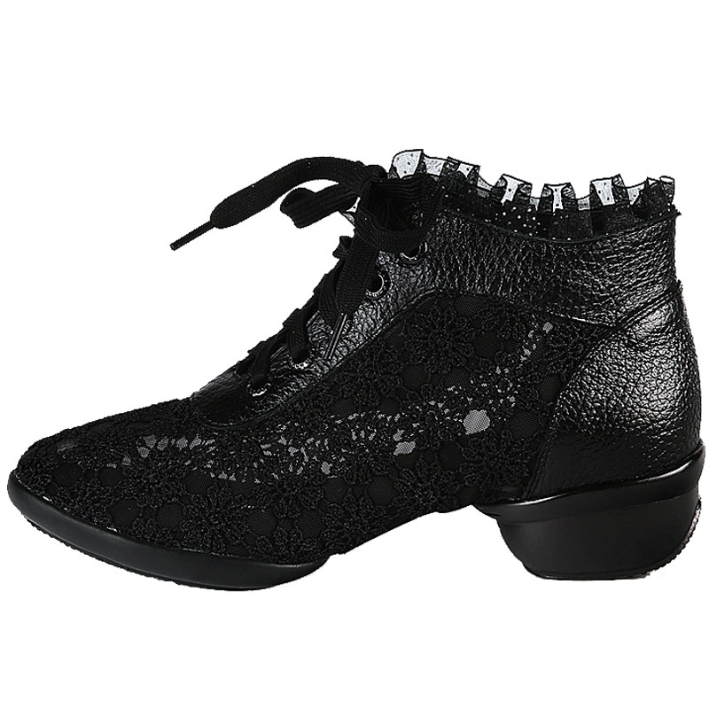 卡路奇真皮舞蹈鞋女软底镂空现代新款跳舞鞋透气女式春夏广场舞鞋