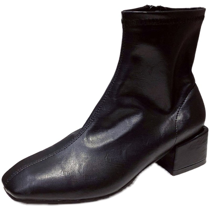 小短靴女马丁靴2020年新款米色韩版方头瘦瘦ins低跟炸街春秋单靴