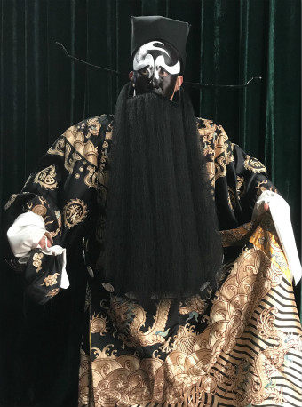 《铡美案》