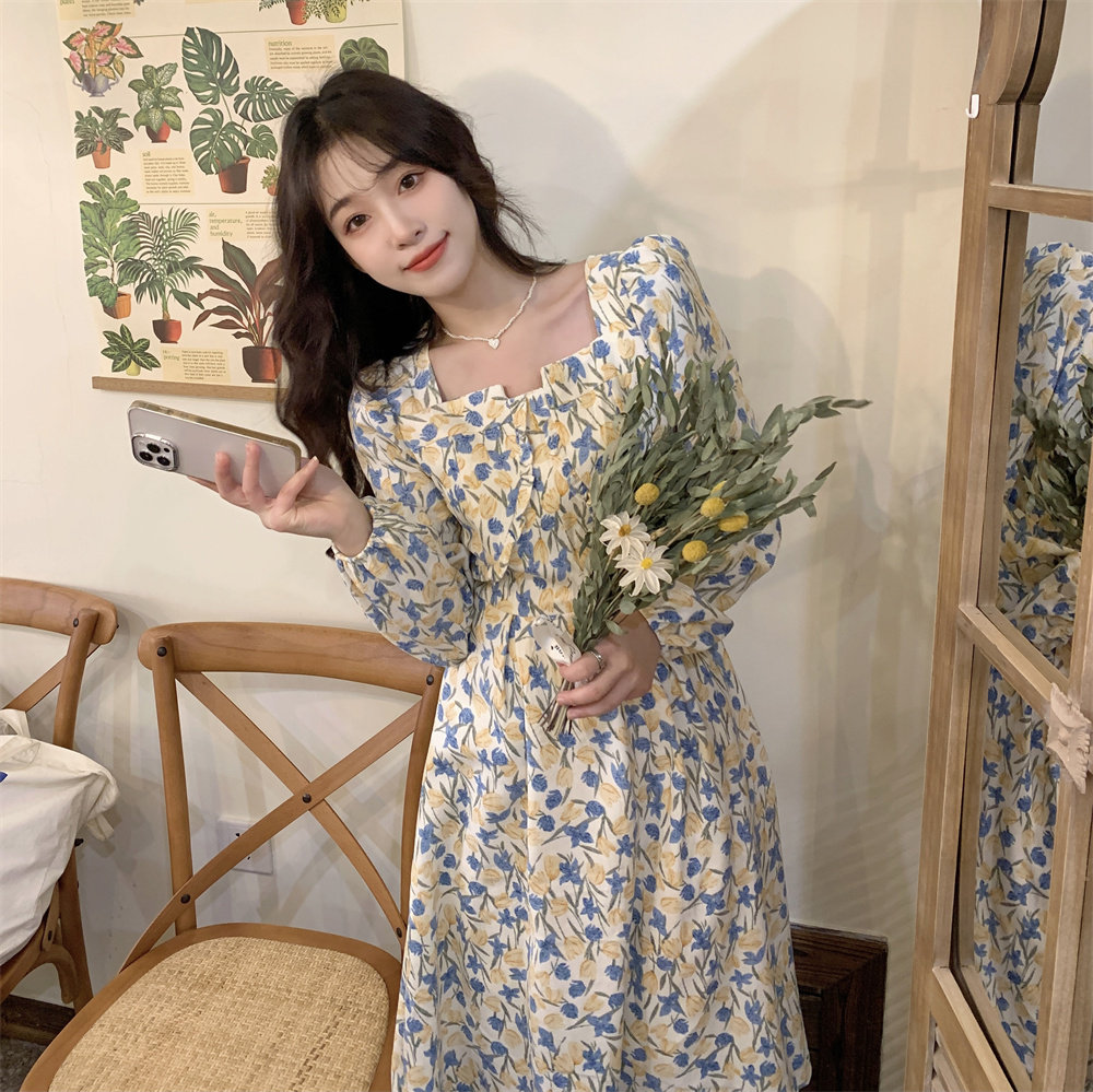 大码女装2022春季碎花连衣裙胖mm甜美温柔风小清新气质收腰长裙女