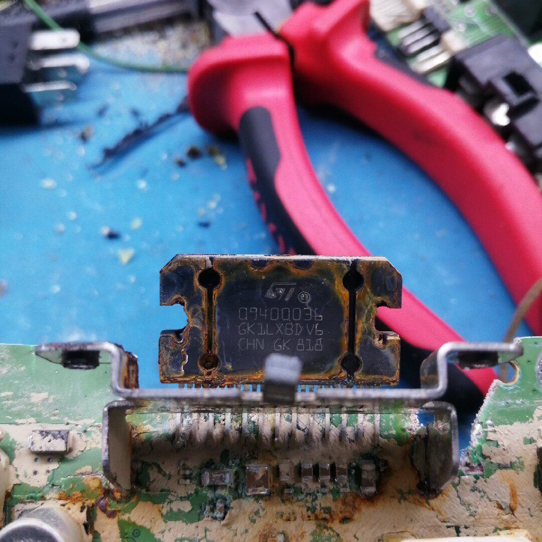09400036汽车功放芯片芯片