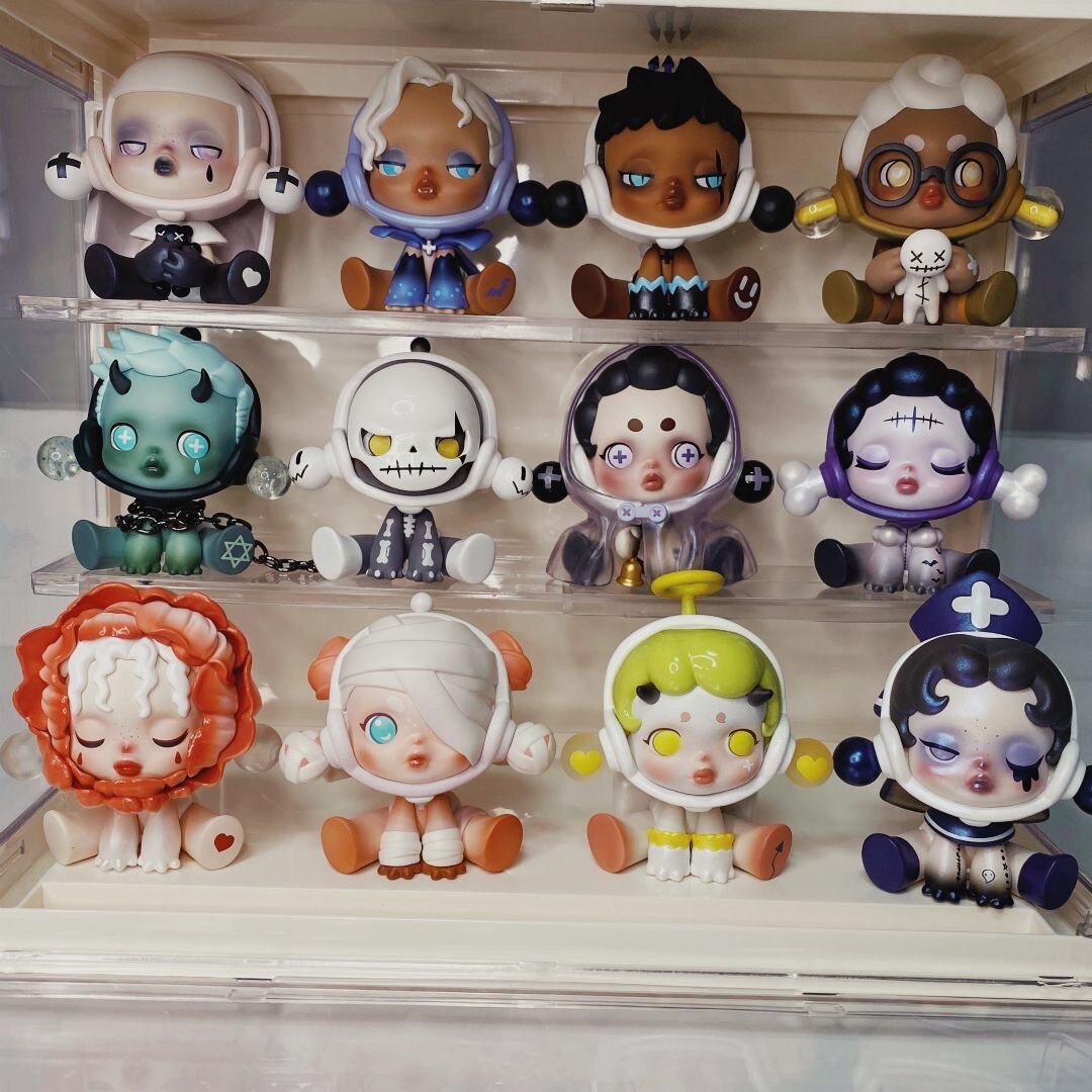 泡泡玛特 skullpanda 密林古堡盲盒人生如戏网红手办公仔车载摆件