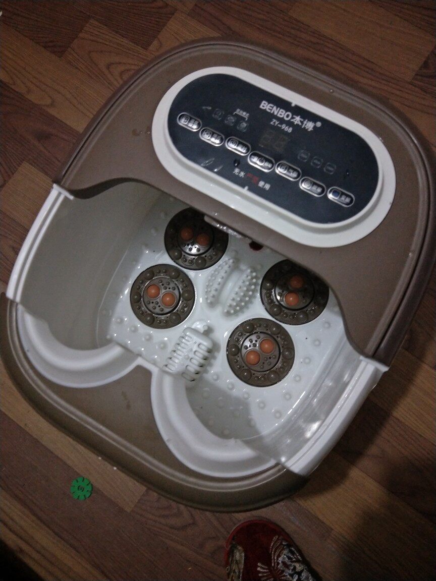 本博足浴盆是牌子的吗