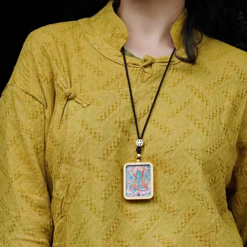 西藏纯手绘唐卡吊坠扎基拉姆护身符绿度母随身小佛牌黄财神嘎乌盒