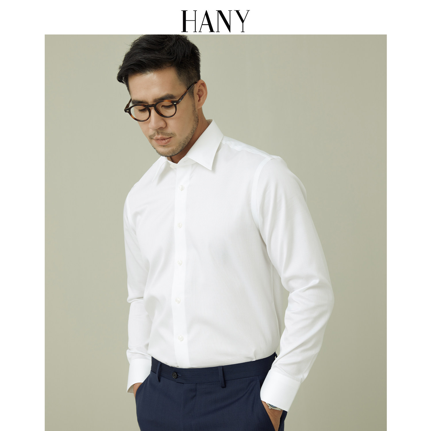 白色衬衫男免烫