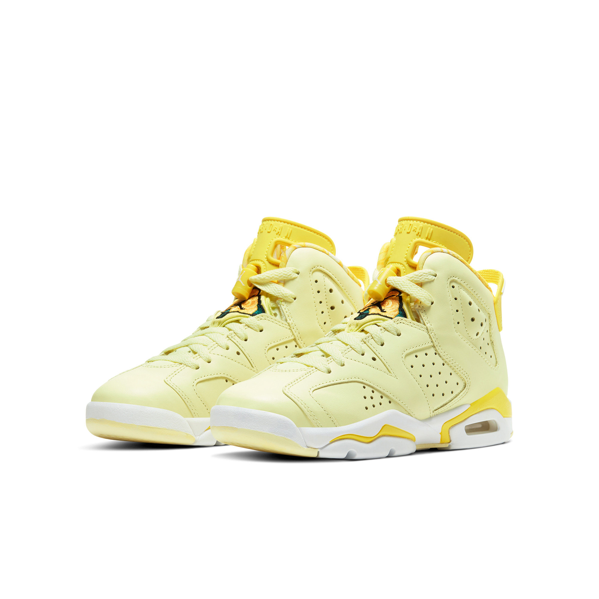 乔丹复刻鞋如何购买_乔丹复刻鞋如何购买正品-第1张图片-潮百科