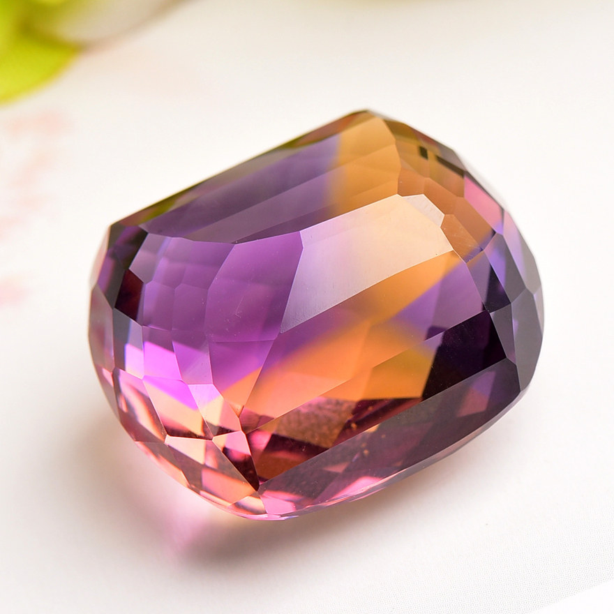 极品天然巴西紫黄晶裸石 火彩效应好 重58ct全净通透切工闪亮