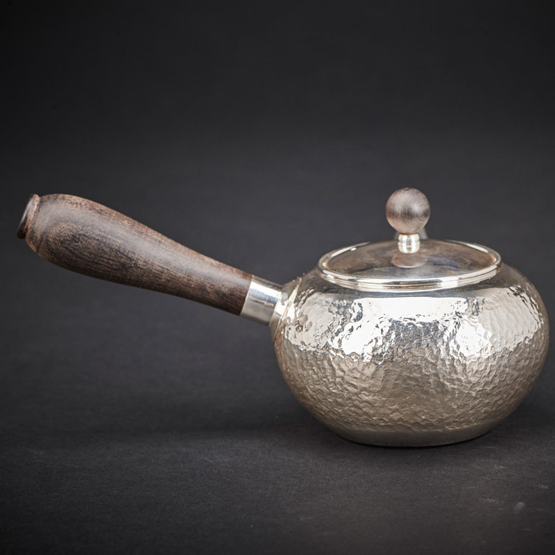 子悦堂 锤目肌纹黑檀侧把99纯银急须壶300cc 手工仿日本老银壶