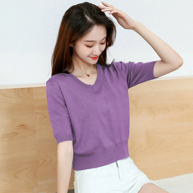 今年流行的紫色上衣