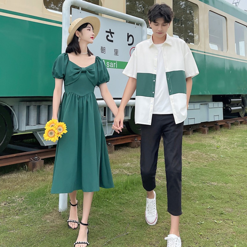 不一样的情侣装裙子男衣女裙法式蝴蝶结收腰连衣裙学生班服套装夏