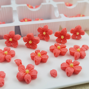 红色樱花梅花巧克力花瓣生日蛋糕装饰摆件配件可食用烘焙装饰品
