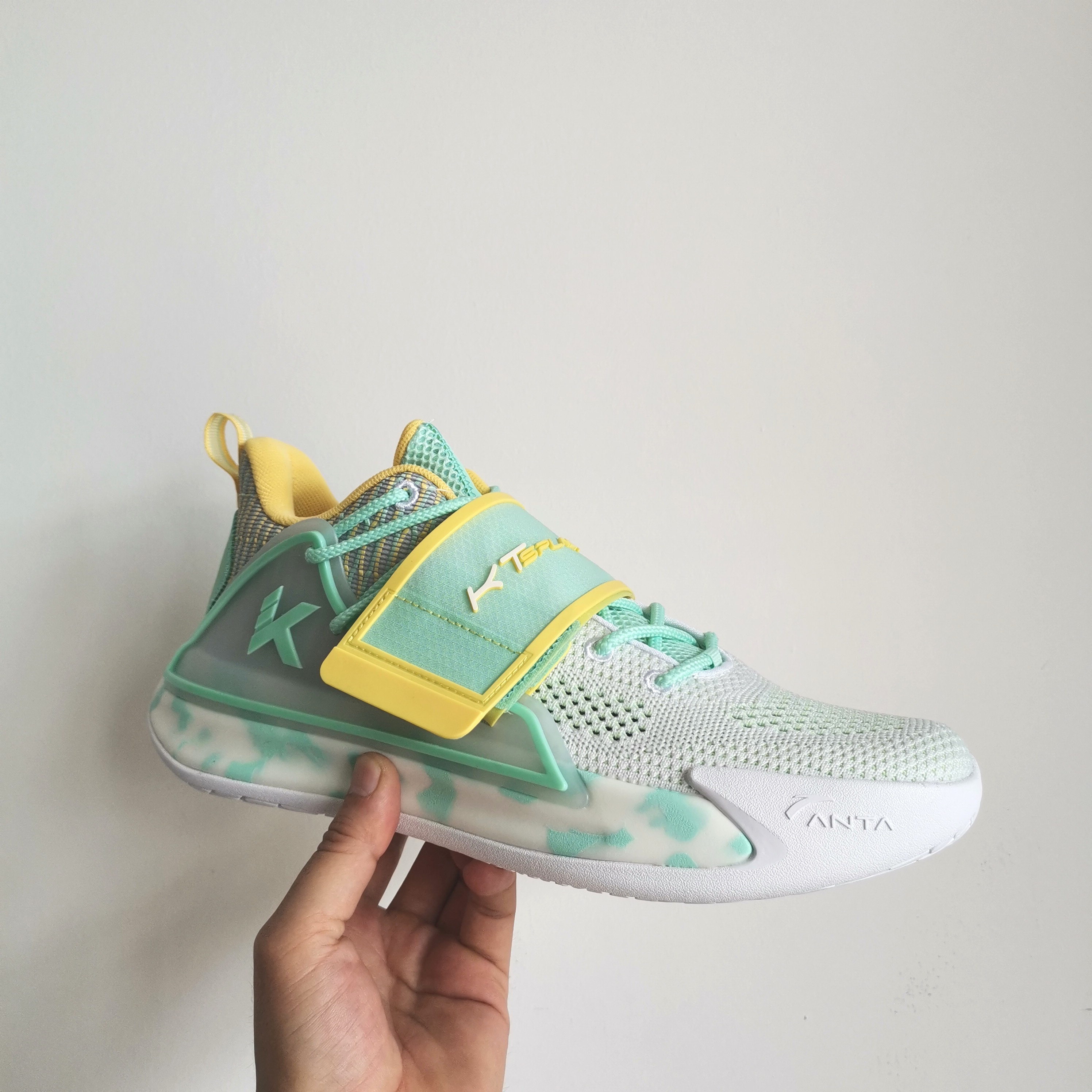 安踏水花2代汤普森2020年夏季新款低帮魔术贴透气战靴112021602