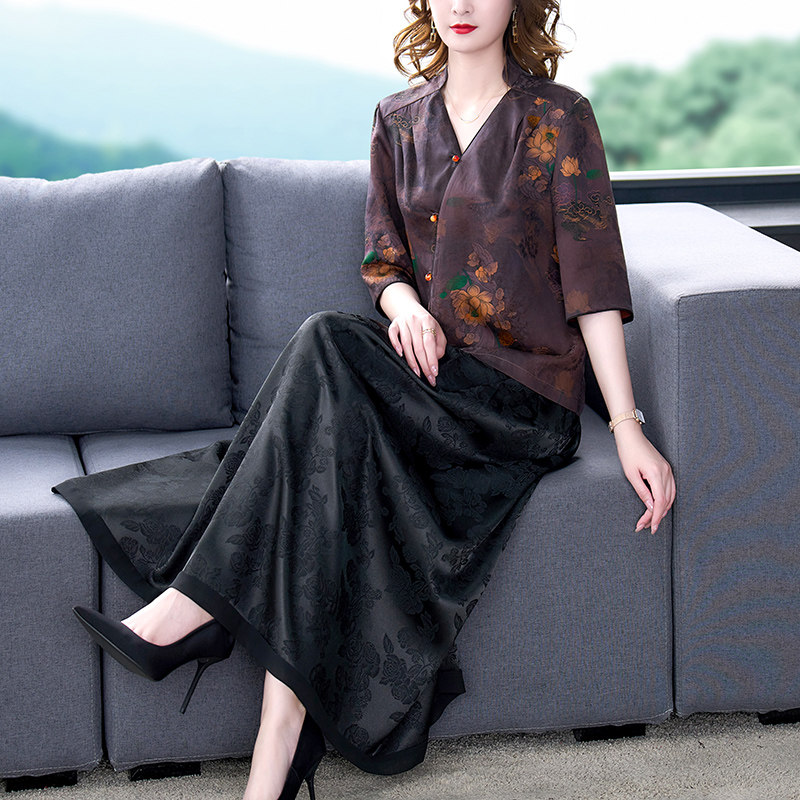 名牌女装夏真丝套装