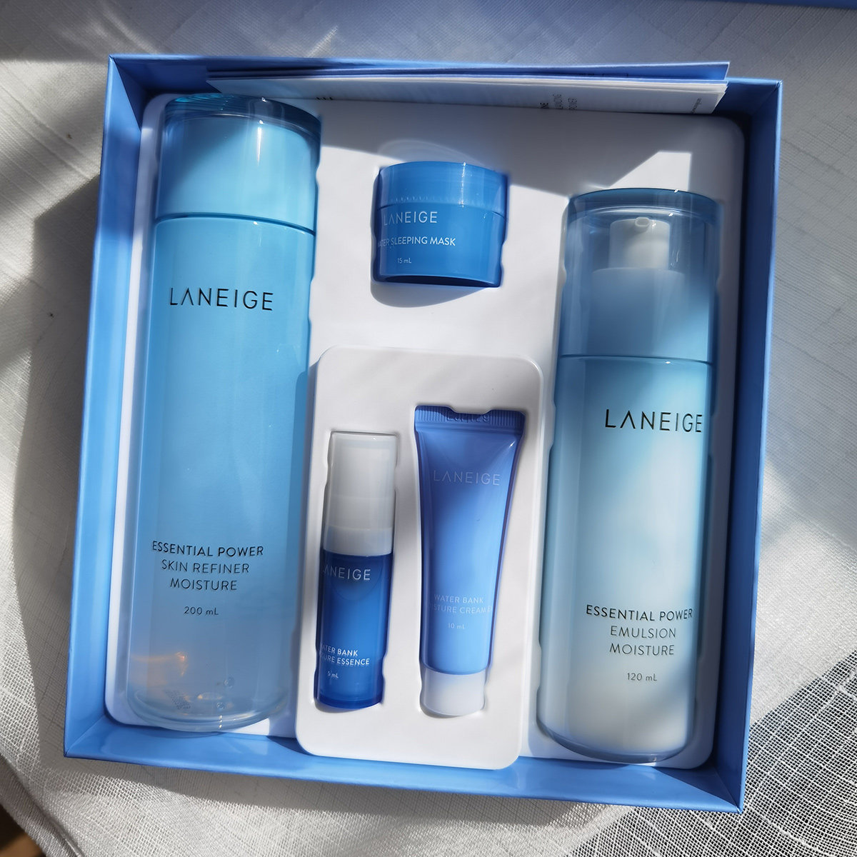 特价兰芝滋润型水乳套盒