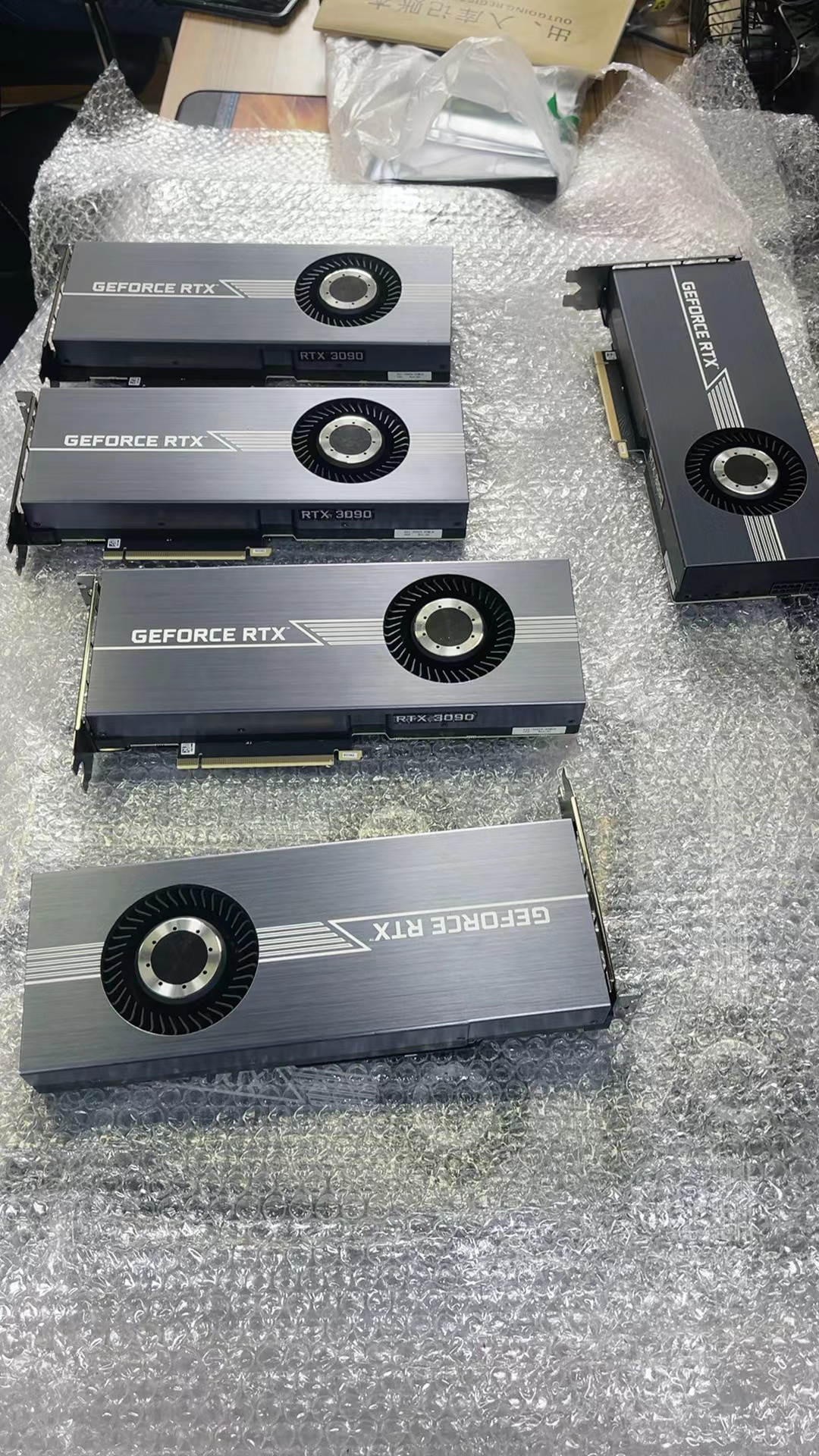 英伟达定制公版rtx3090公版24g涡轮运算服务器超微 99新