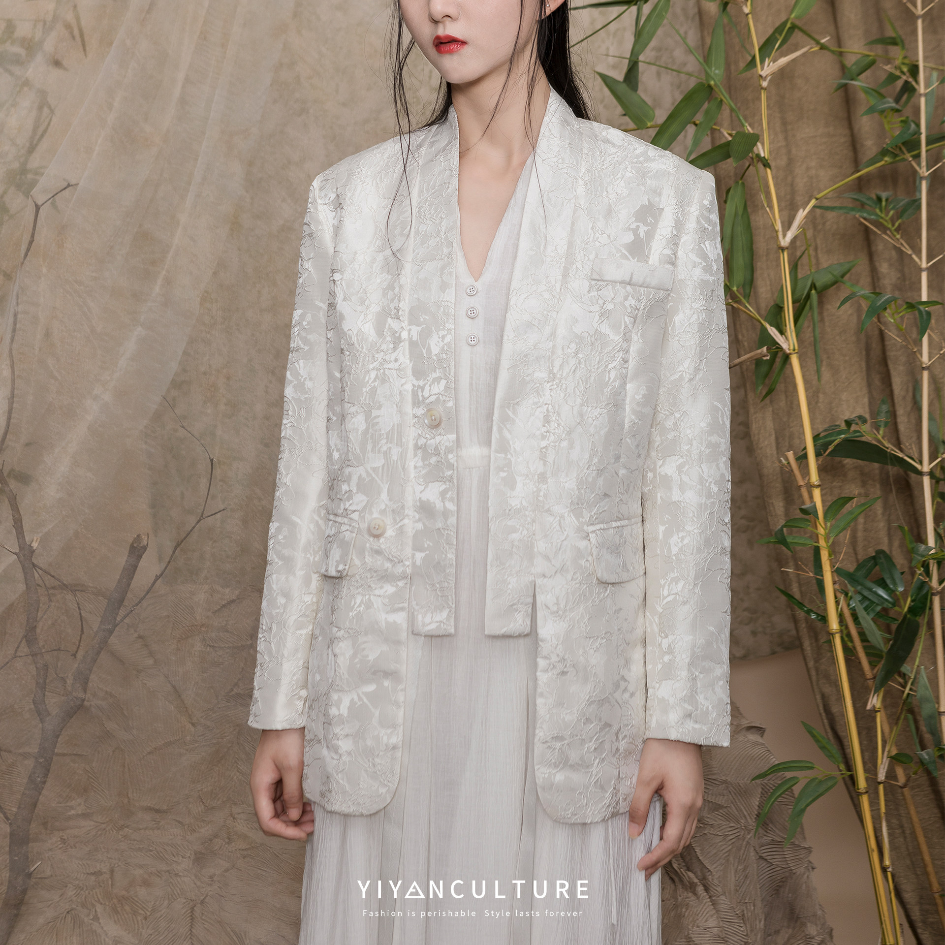 【意言】原创国风女装西服绣线提花重工艺设计感开衫中式西装外套