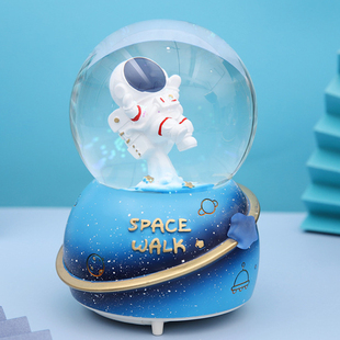 男童水晶球音乐盒宇航员旋转飘雪太空超人八音盒男生儿童生日礼物