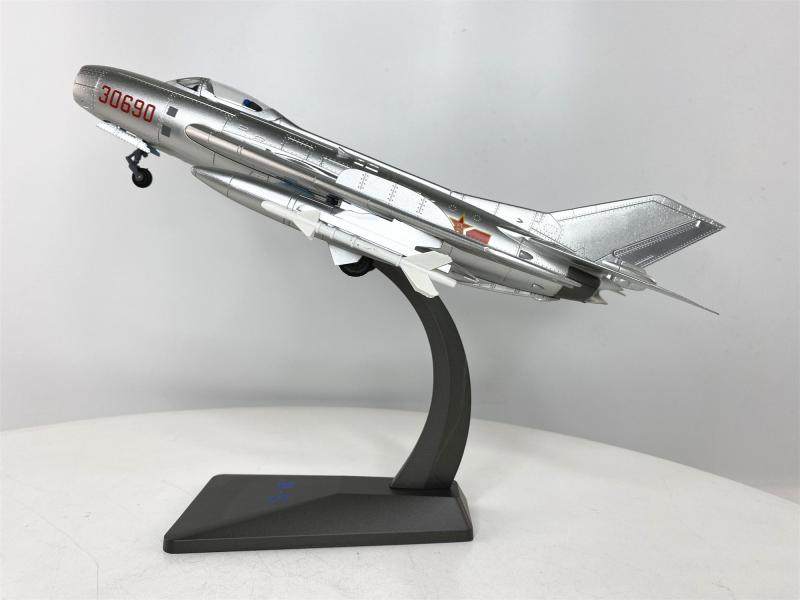 中国空军歼6飞机模型 j6j-6米