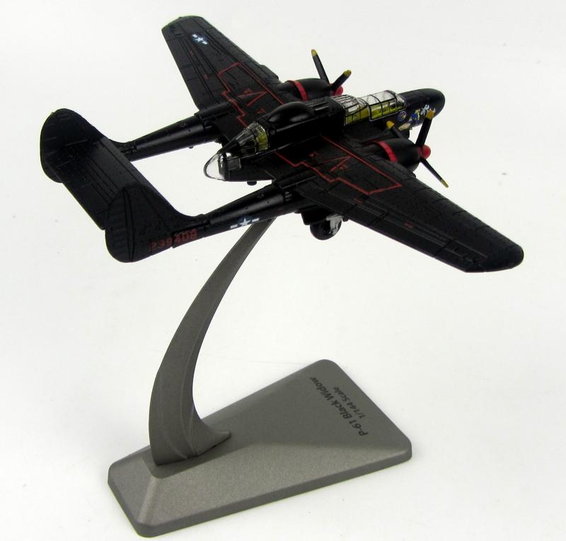 af1 p61黑寡妇夜间战斗机模型 合金仿真飞机模型摆件收藏 1:144