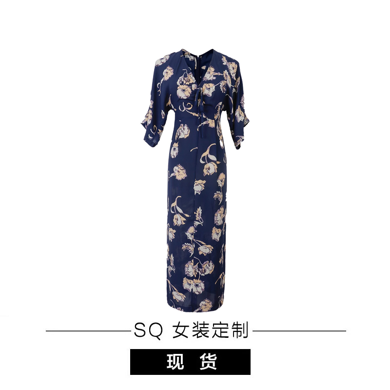 SQ 大姐姐 莫妮卡的妩媚和服裙 V领抽绳显瘦连衣裙女夏季中长款