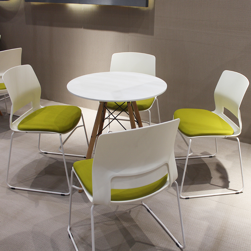 会议桌小圆桌商务办公室洽谈桌椅组合简约现代白色休闲桌一桌四椅
