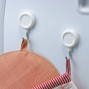 日本KM 厨房冰箱磁铁挂钩冰箱贴磁贴置物粘钩磁性无痕免打孔挂勾