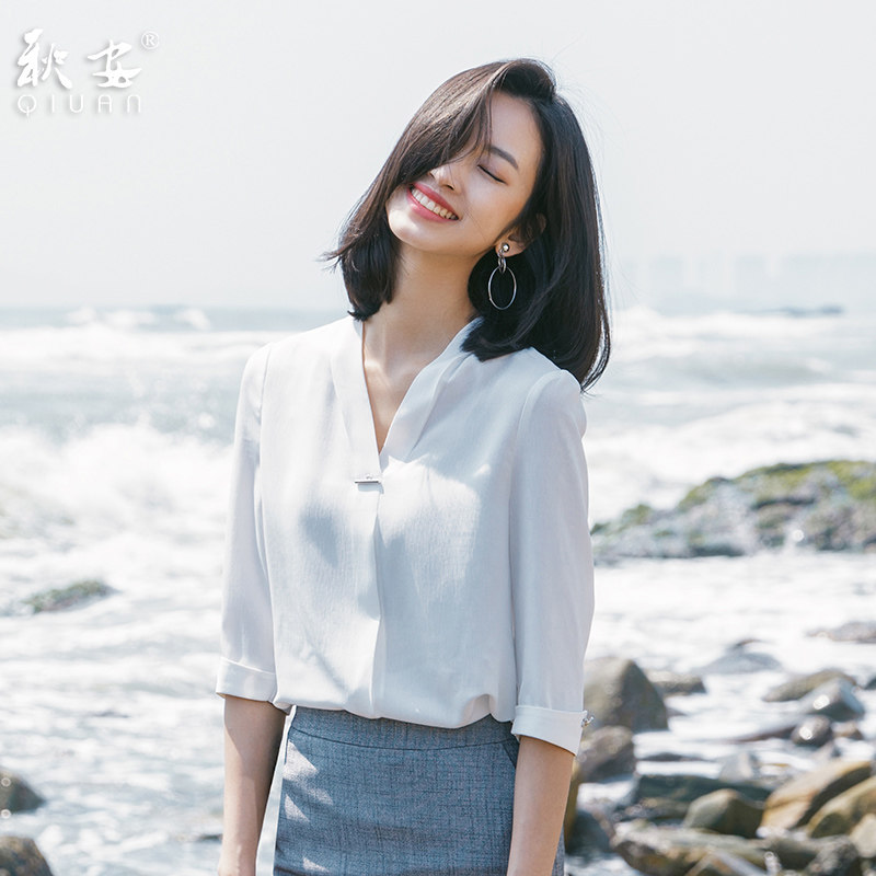 雪纺衬衫女夏2020新款白色短袖衬衣气质ol韩版宽松v领上衣仙女范