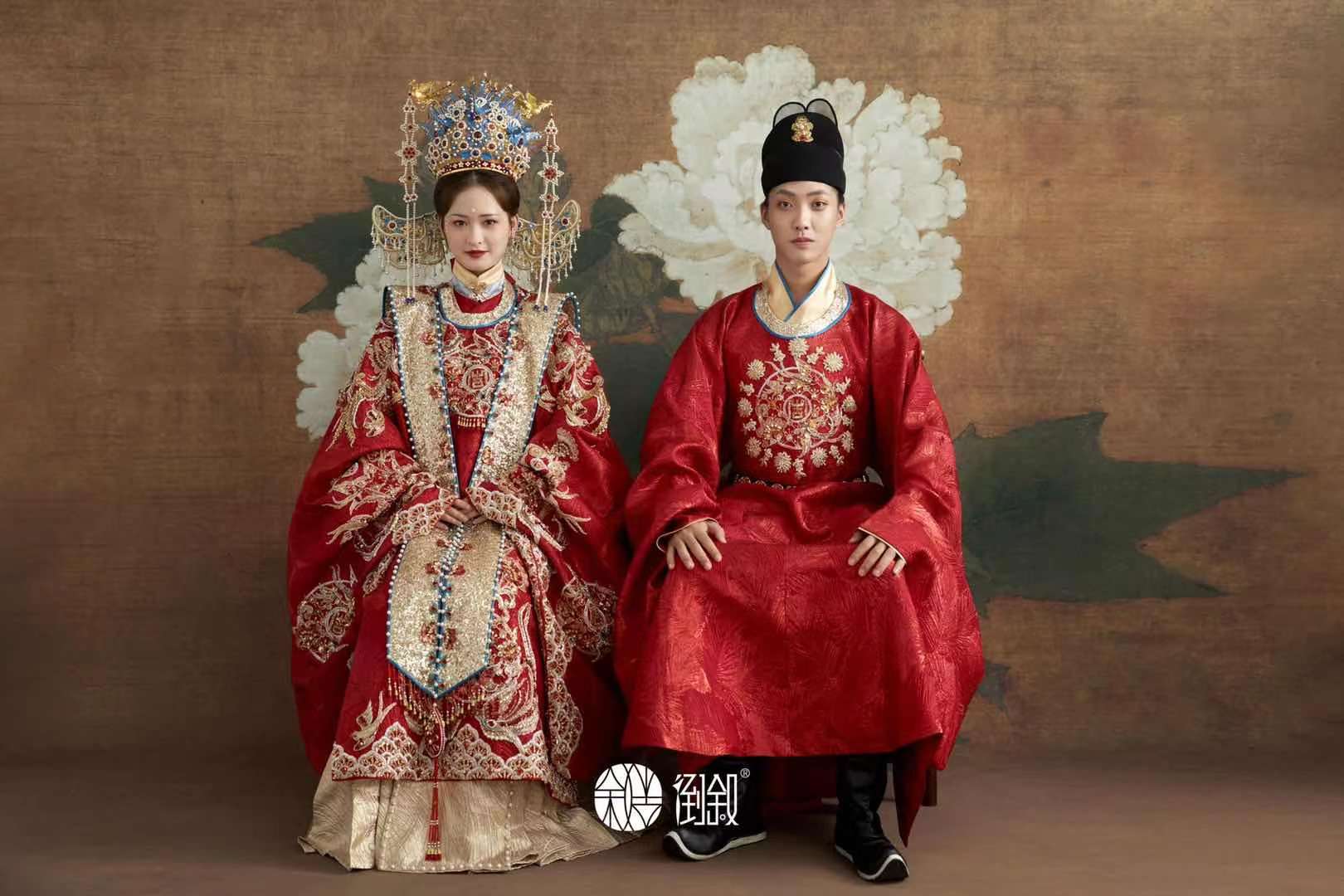 出租倒叙品牌男女明制汉服中式婚礼仪式礼服凤冠霞帔整套租赁刺绣