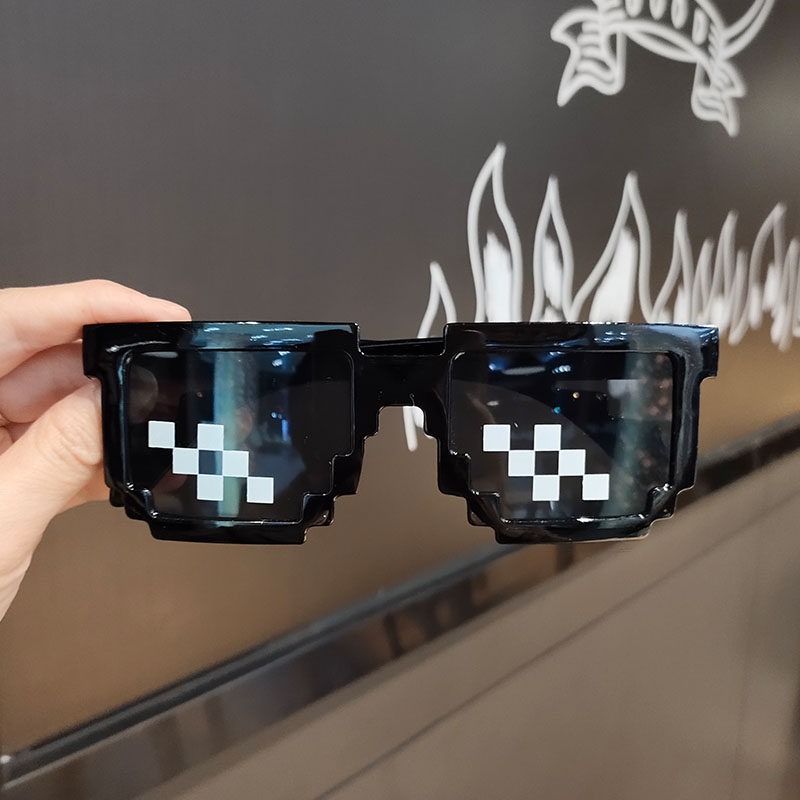 马赛克眼镜恶搞眼镜像素个性墨镜二次元抖音道具动漫伴郎接亲眼镜