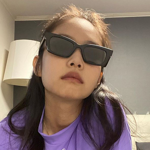 韩国潮牌jennie同款墨镜女复古嘻哈小方框街拍防紫外线太阳眼镜男