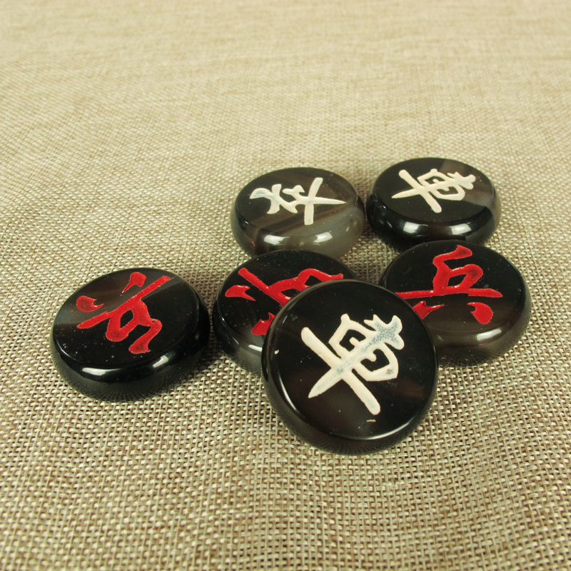 天然瑪瑙象棋擺件 玉髓工藝品禮品在類目 飾品/流行首飾/時尚飾品新, 擺件中 - 來自Buy2taobao.com提供專業的淘寶代購服務