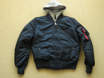 AIRFORCE MA1 BOMBER 可脱卸帽 飞行夹克/棉衣 二色 2110901