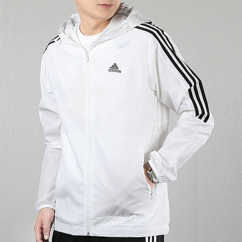专柜正品阿迪达斯男防风防晒衣 白色梭织速干运动夹克ft2833 2835