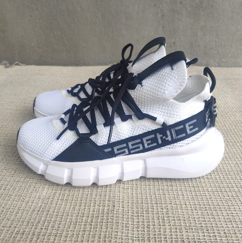 李宁女鞋悟道2021新款夏季休闲透气轻便时尚潮流运动鞋agbp024现