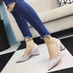 新韩版时尚大牌铆钉尖头漆皮粗跟高跟鞋性感套脚带镂空女单鞋凉鞋