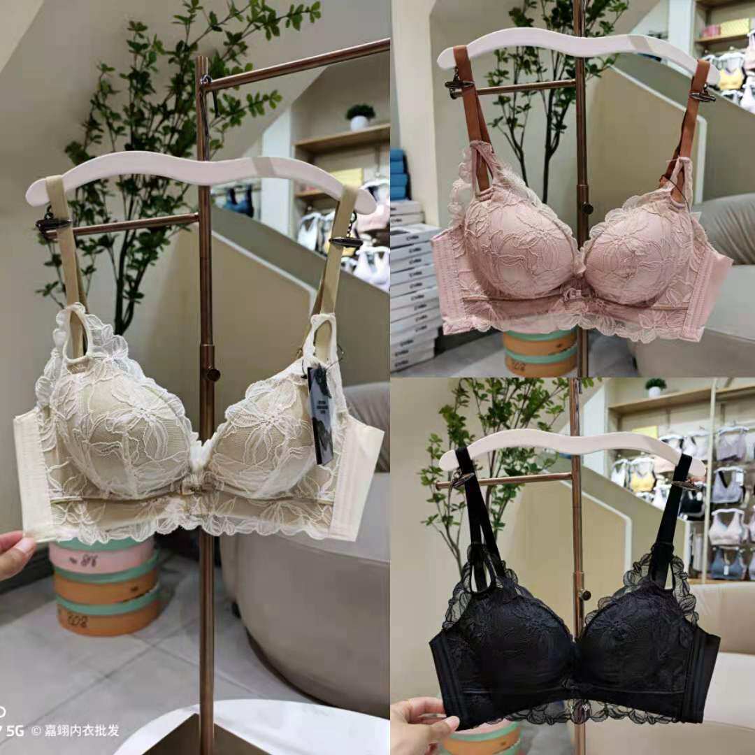 维妮芳vineco法式蕾丝厚杯女薄款聚拢文胸套装性感甜美少女内衣已售3