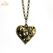 Yan LAN DIY jewelry materials accessories retro hollow flower-heart pendant pendant bronze openwork pendant