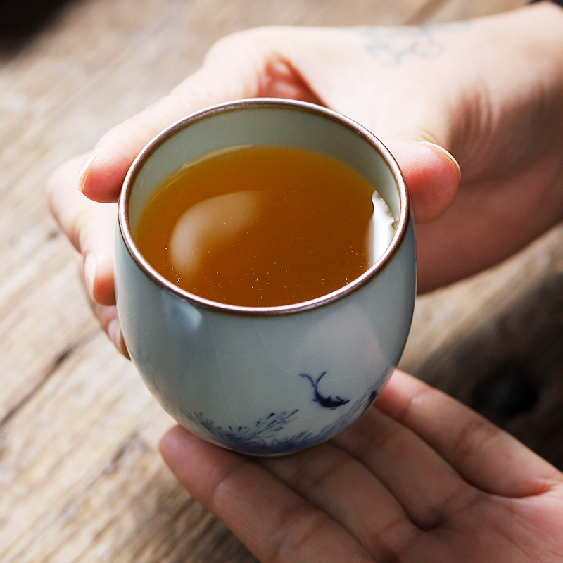 水悟空间景德镇纯手工汝窑茶杯青花鱼草纹品茗杯开片养线主人杯