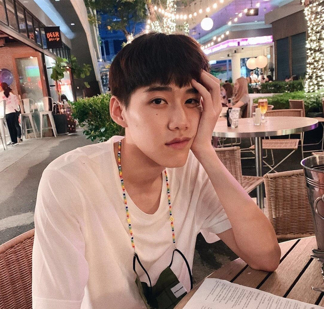 一心一译/泰星pp欧儿同款彩虹笑脸陶瓷米珠口罩眼镜挂链绳饰项链