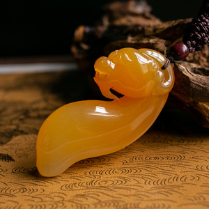 黄龙玉挂件精品价格