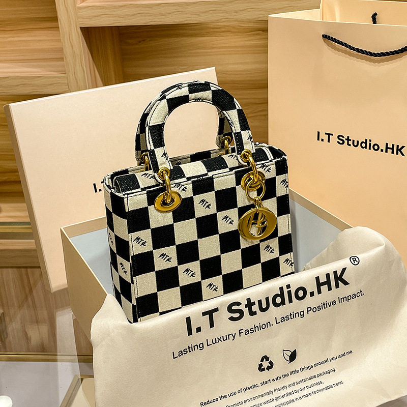 香港mk名牌包包奢侈品大牌斜挎包女高级感小众格子手提包2022新款